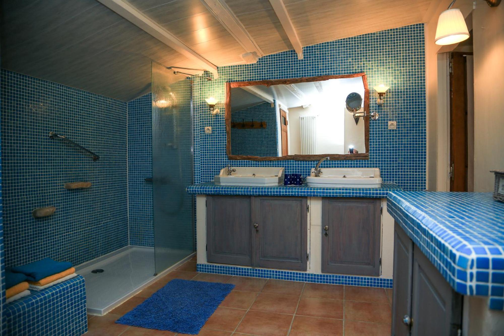 Mas La Provence Bed and Breakfast LʼIsle-sur-la-Sorgue Kamer foto